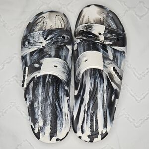CROCS Black And White Swirl 2-Strap Sandals